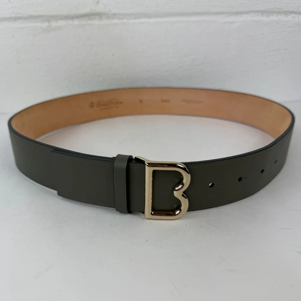 Brooks Brothers Gray Leather B shaped Buckle Belt, Medium